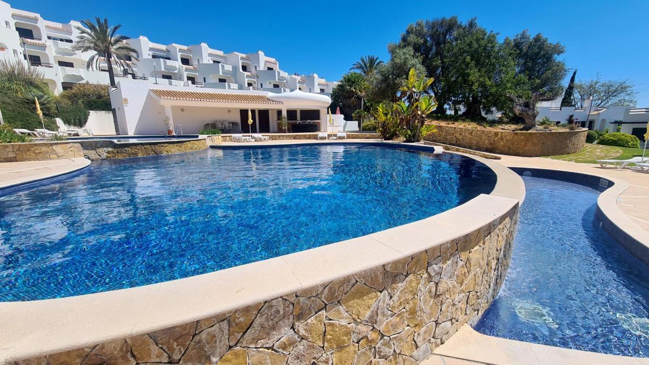 Green And Blue View Apartment Albufeira Bagian luar foto